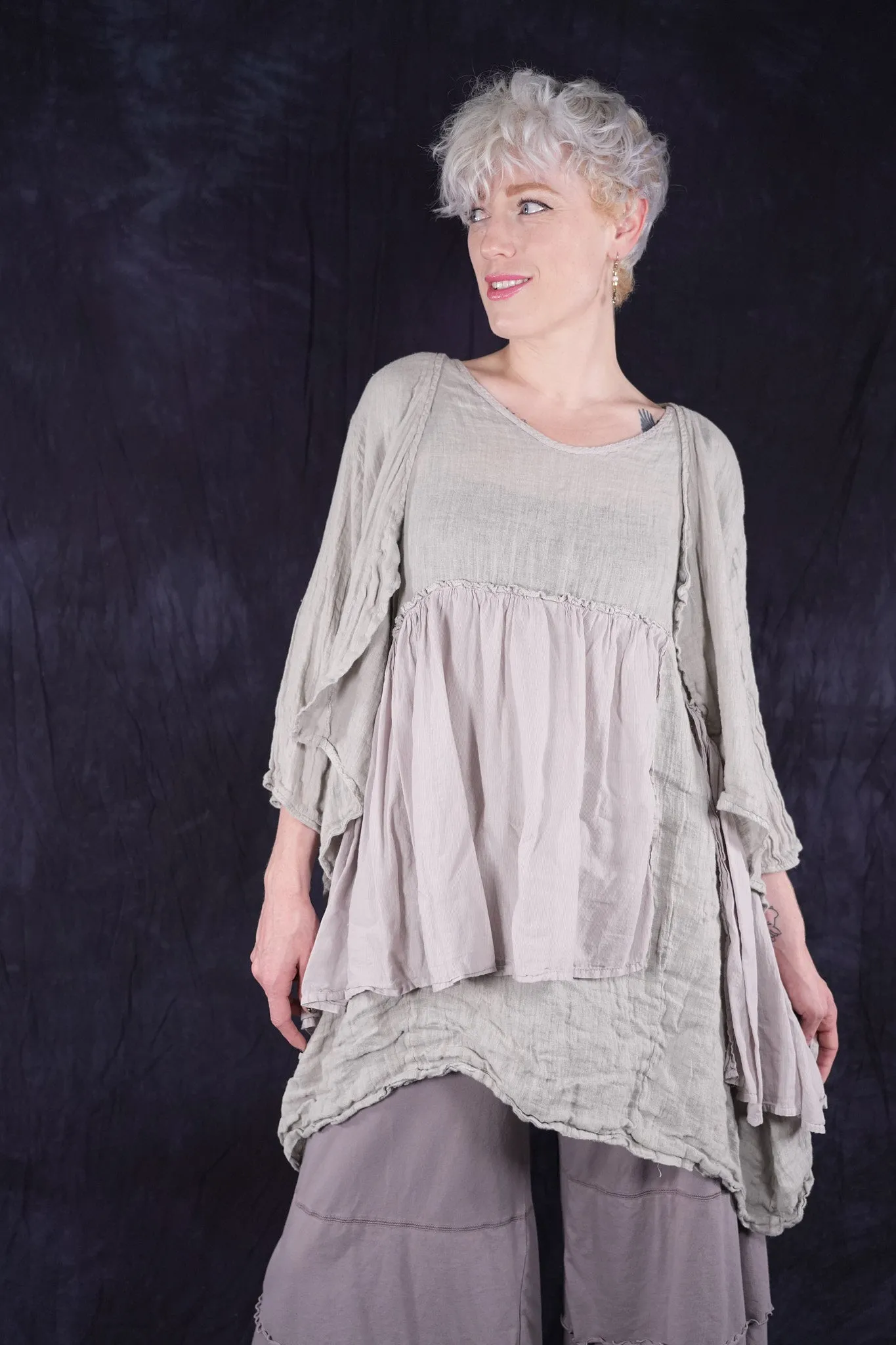 5316 Cheerful Cardi Clouds
