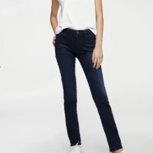 7 for mankind dark wash straight leg jeans