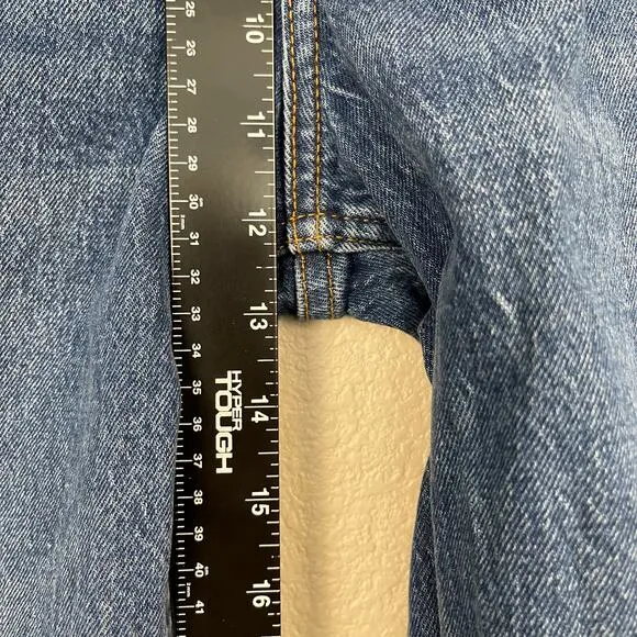 Abercrombie And Fitch The 90's Straight Ultra High Rise Jeans 32S Distressed NWT