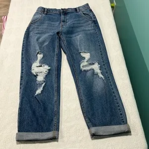 Cello blue jeans size 9 juniors  distressed boyfriend‎ high-rise style NWOT