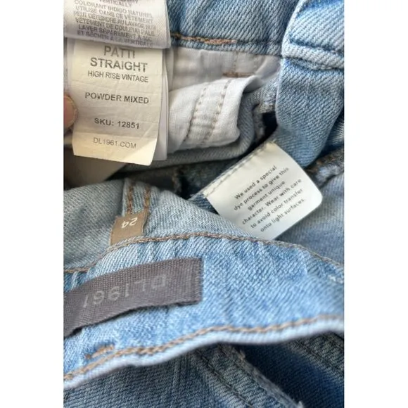 DL1961 Patti Straight Cropped Jeans Light Wash Size 24