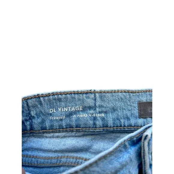 DL1961 Patti Straight Cropped Jeans Light Wash Size 24