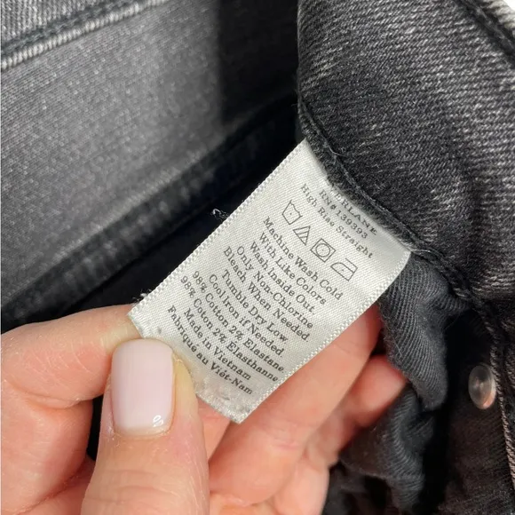 Everlane | High Rise Straight Jean in Washed Black 27