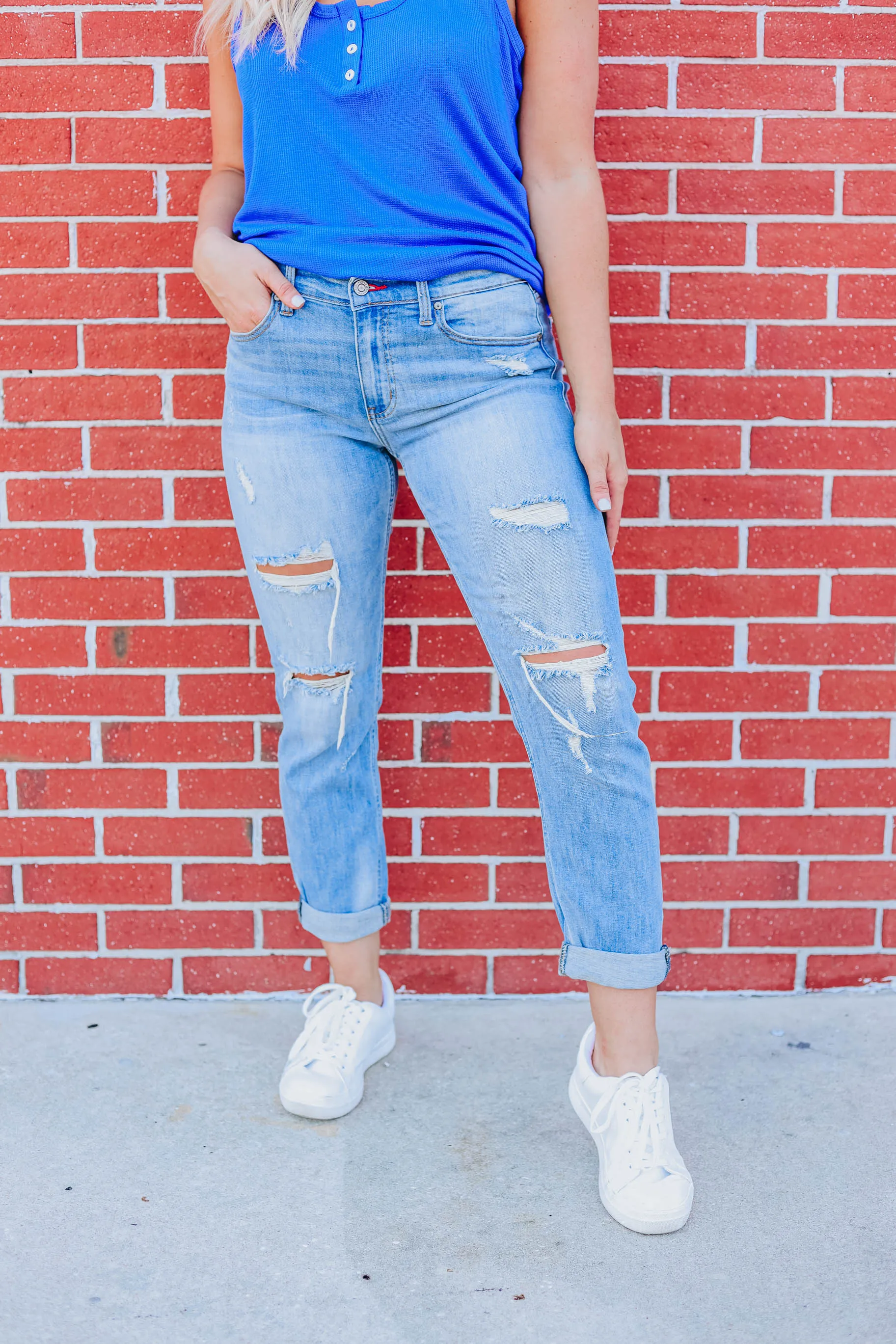 Frankie Mid-Rise Distressed Jeans - Med. Wash