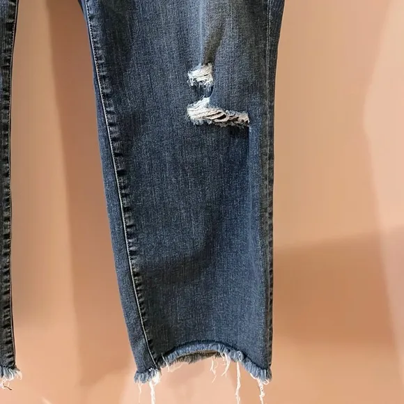 Good American Good Straight Jeans