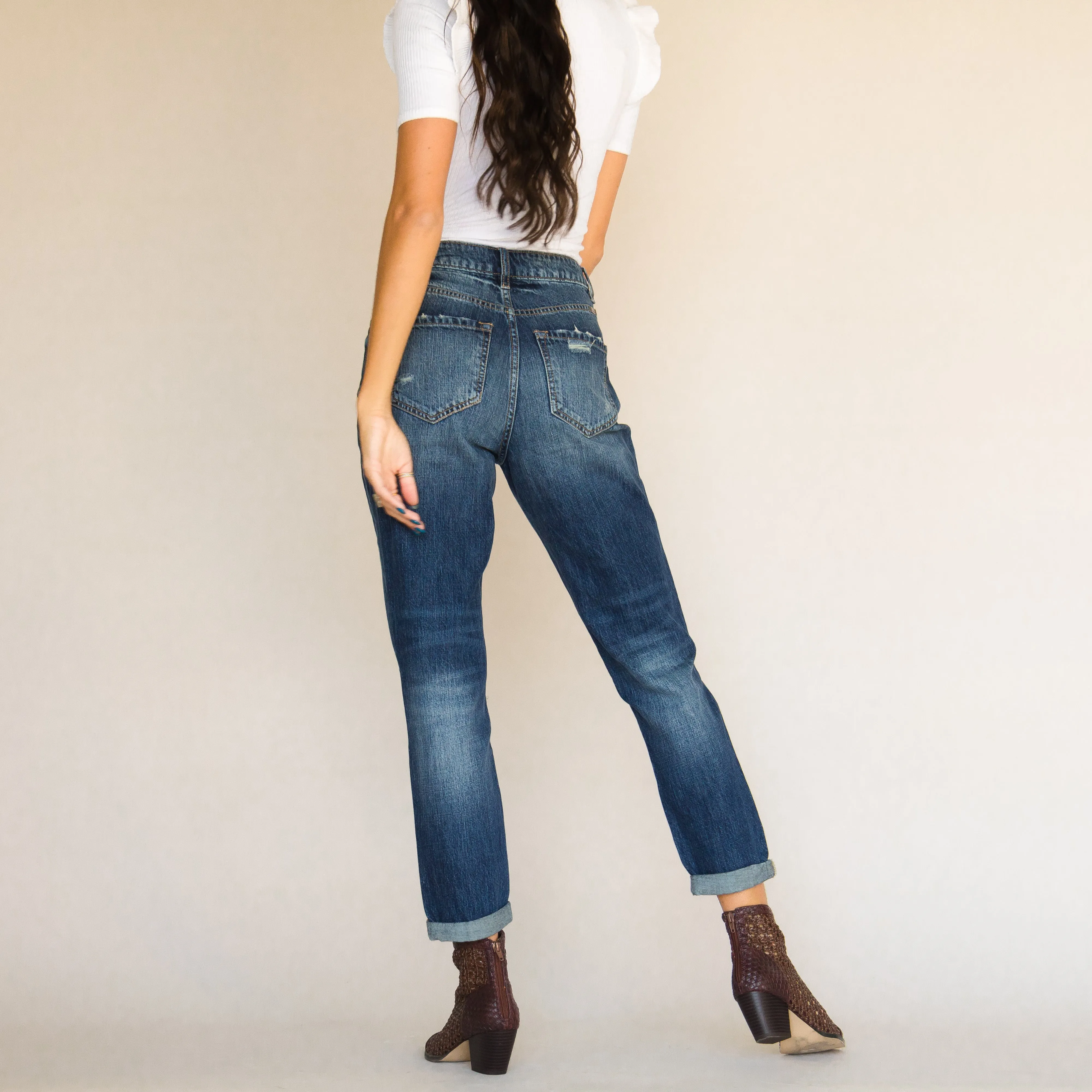 Hotline High Rise Girlfriend Kancan Jean