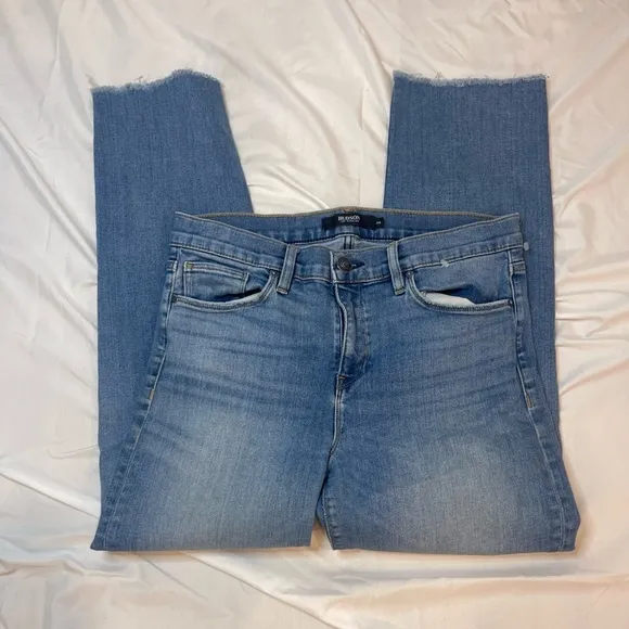 Hudson Jeans Low Rise Size 29 Blue Nico Straight Leg distress Med Wash Jeans