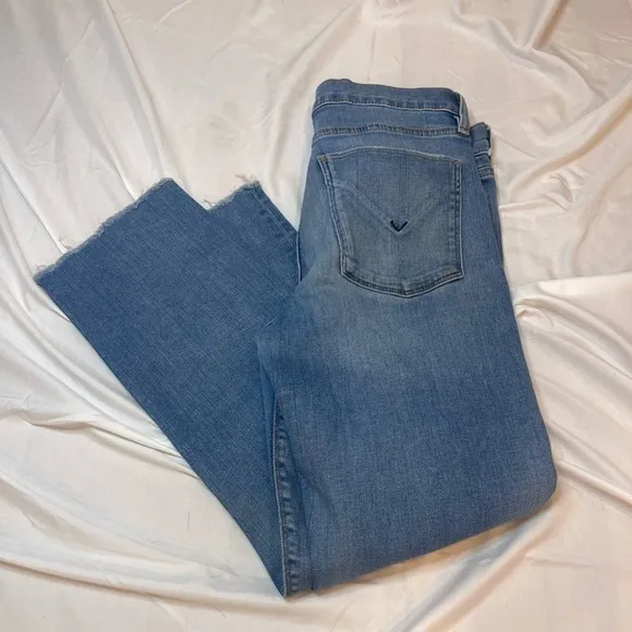 Hudson Jeans Low Rise Size 29 Blue Nico Straight Leg distress Med Wash Jeans
