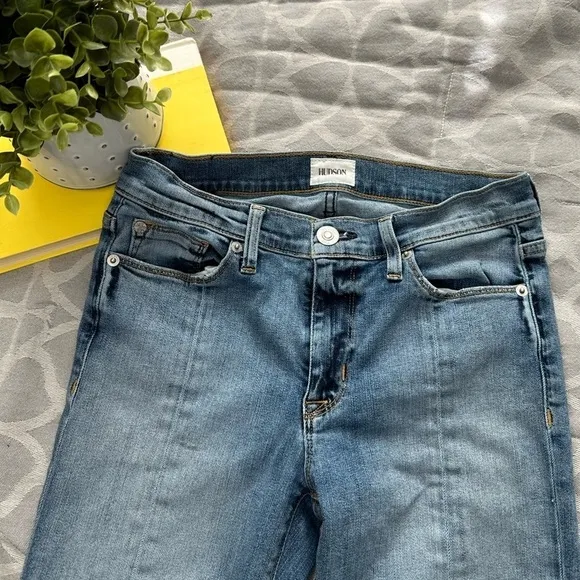 Hudson Nico Mid-rise Ankle Straight Jeans with Slit Size 28