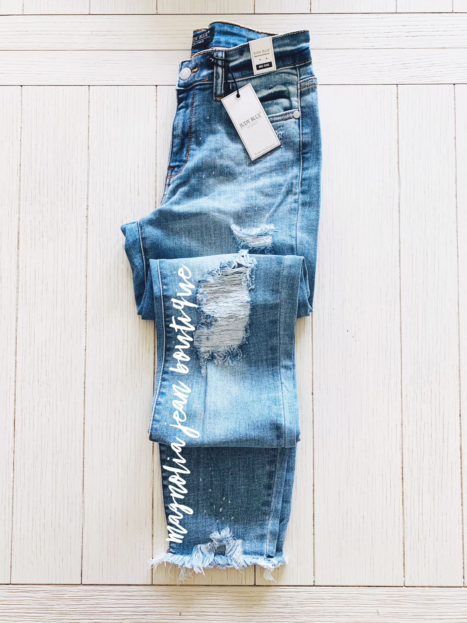 Judy Blue Beach Bum Bleached Boyfriend Jeans