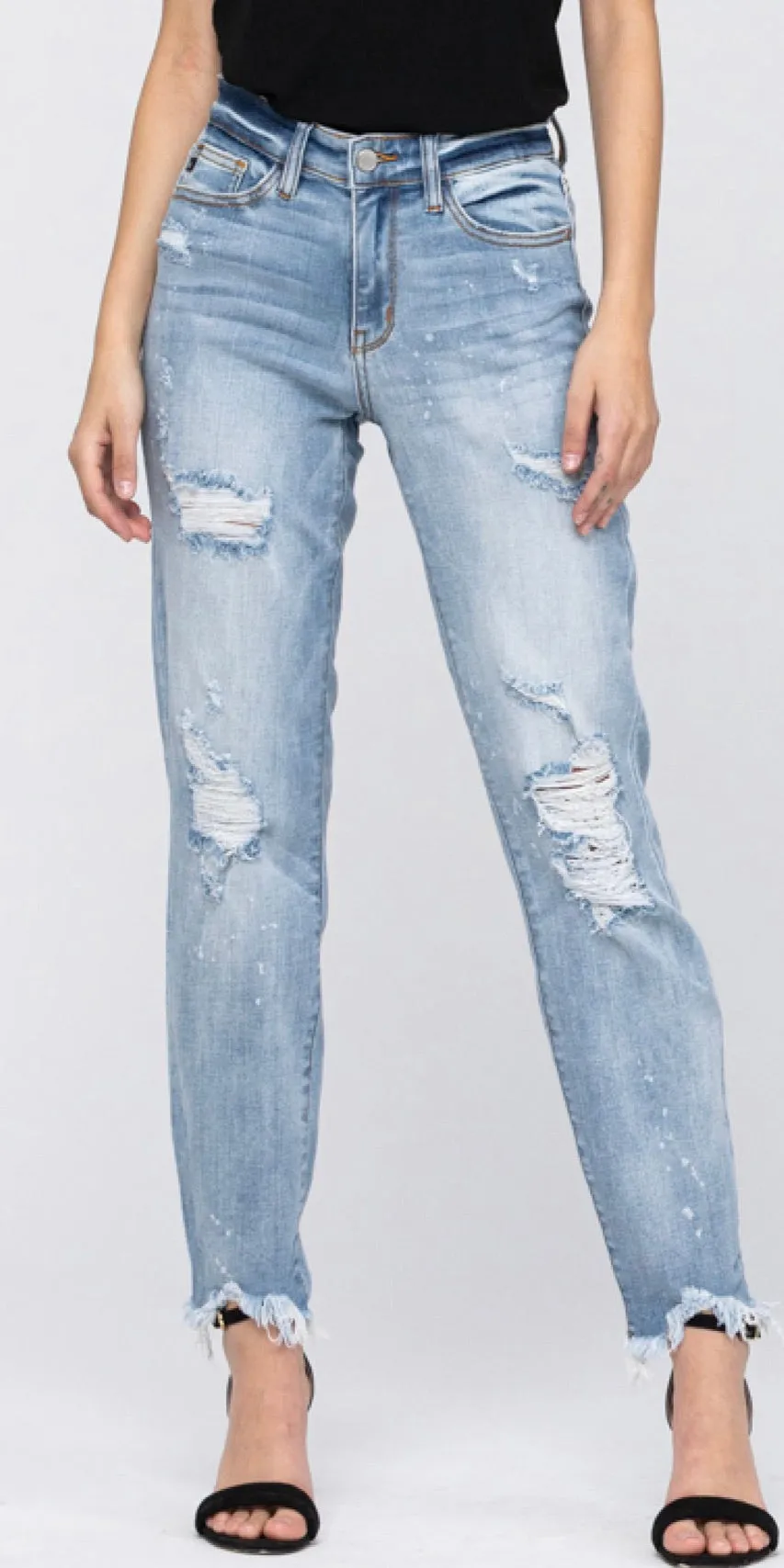 Judy Blue Beach Bum Bleached Boyfriend Jeans