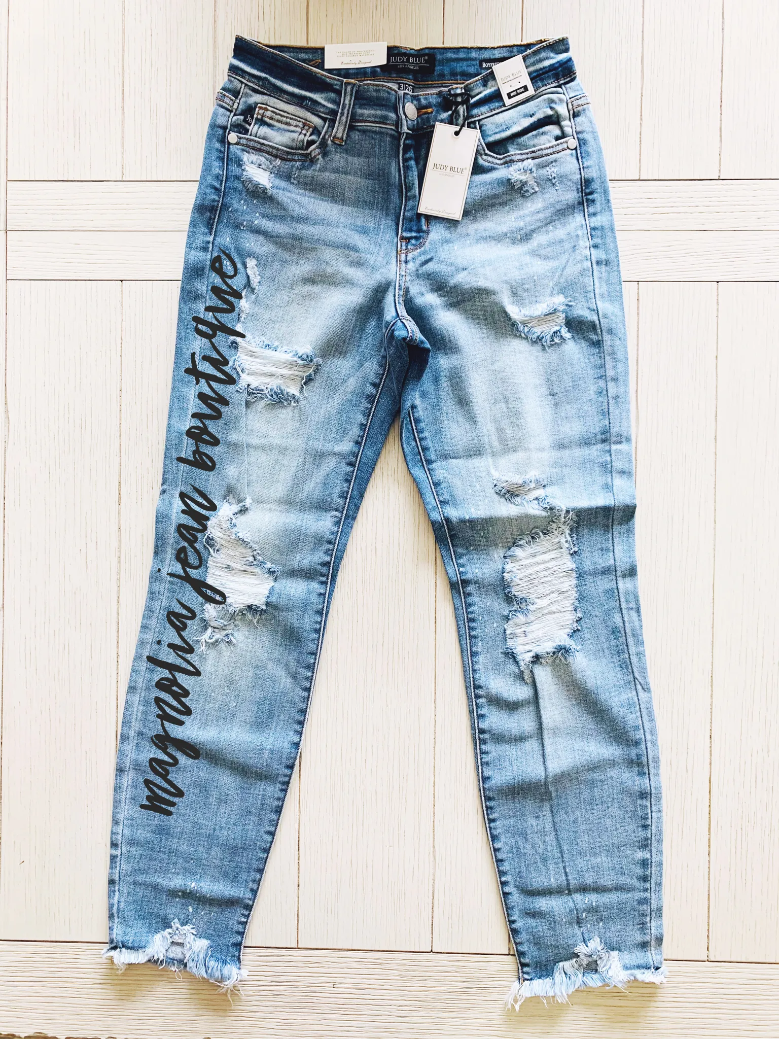 Judy Blue Beach Bum Bleached Boyfriend Jeans