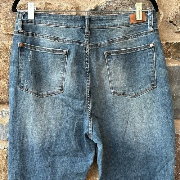 Judy Blue Boyfriend Fit jeans 15/32