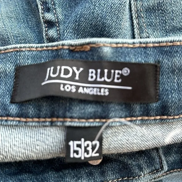 Judy Blue Boyfriend Fit jeans 15/32