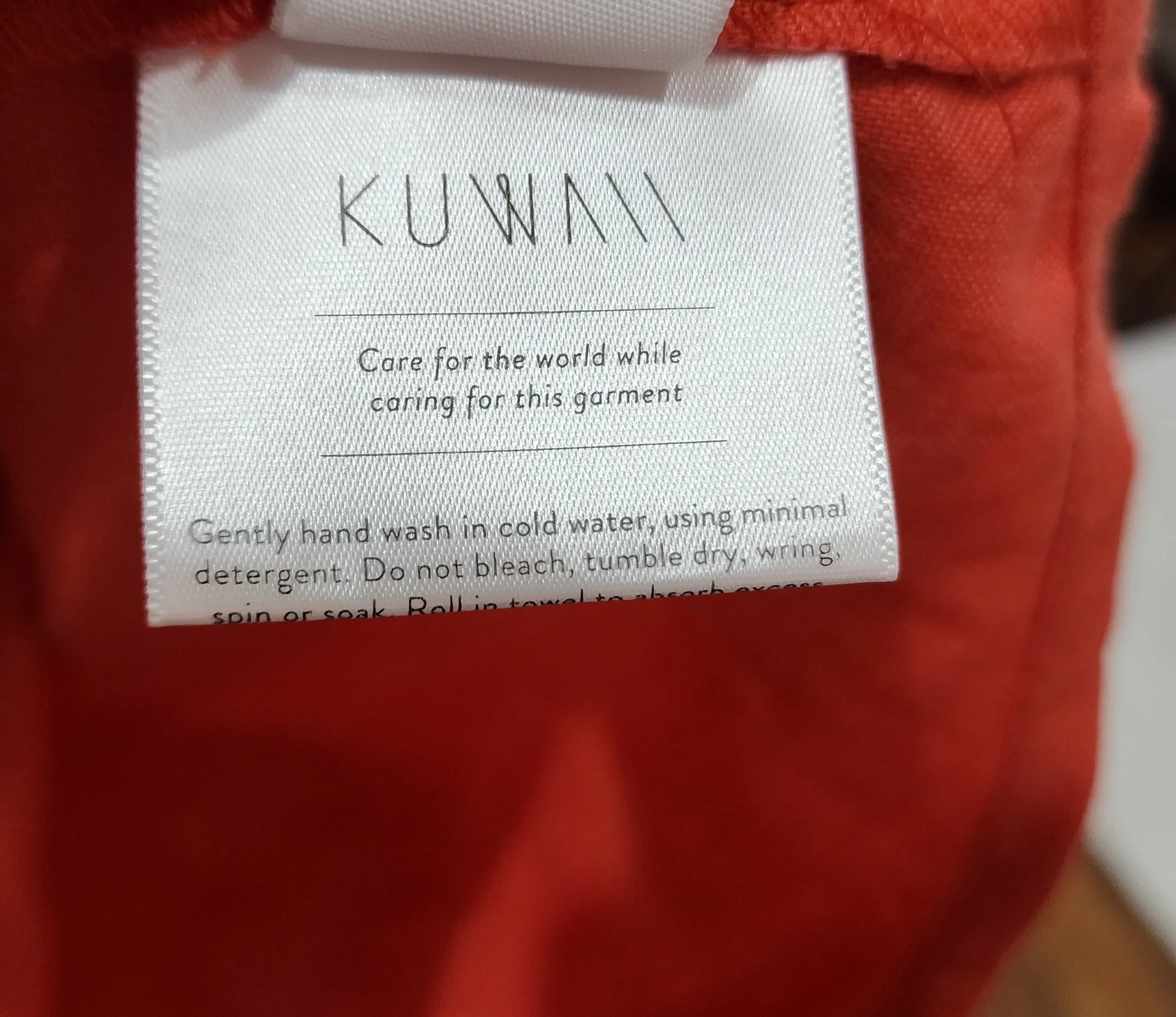 Kuwaii orange linen sleeveless top size 14