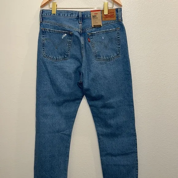 Levi’s 501 Crop Jean