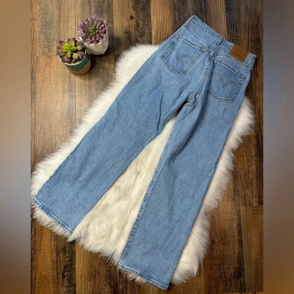 Levi’s RIBCAGE STRAIGHT ANKLE WOMEN'S JEANS