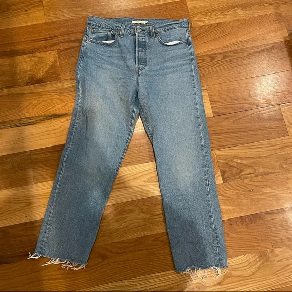 Levi's Wedgie Straight Leg Jeans