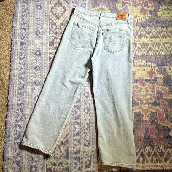 Levi's Women's Ribcage Straight Ankle Jeans