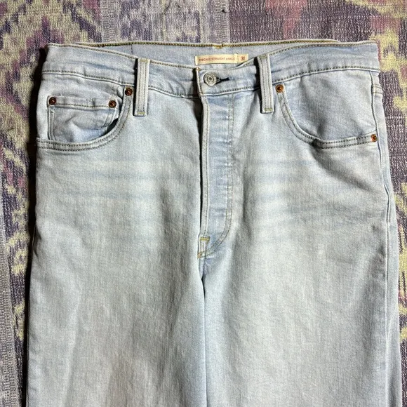 Levi's Women's Ribcage Straight Ankle Jeans