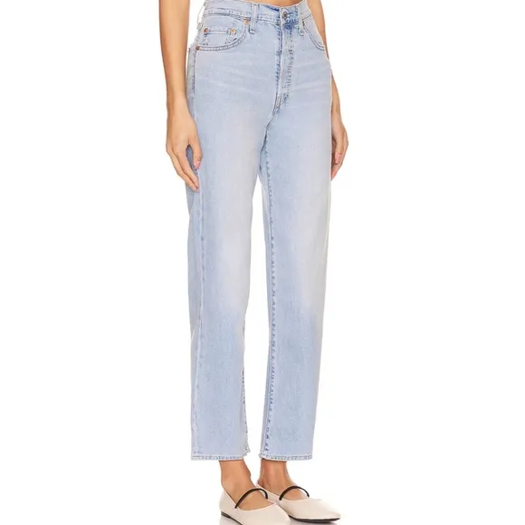 Levi's Women's Ribcage Straight Ankle Jeans