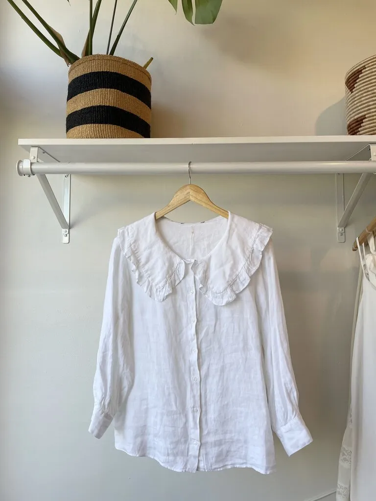 Linen Ruffle Collar Blouse