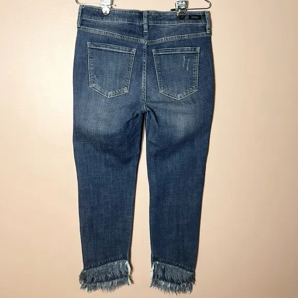 Liverpool Frayed Crop Straight Leg Jeans