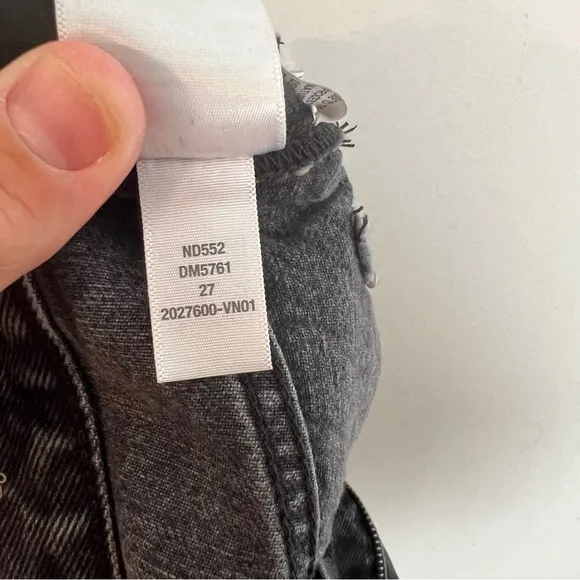 MADEWELL- Baggy Straight Jeans in Cavell Wash Ripped Edition Slouchy Denim