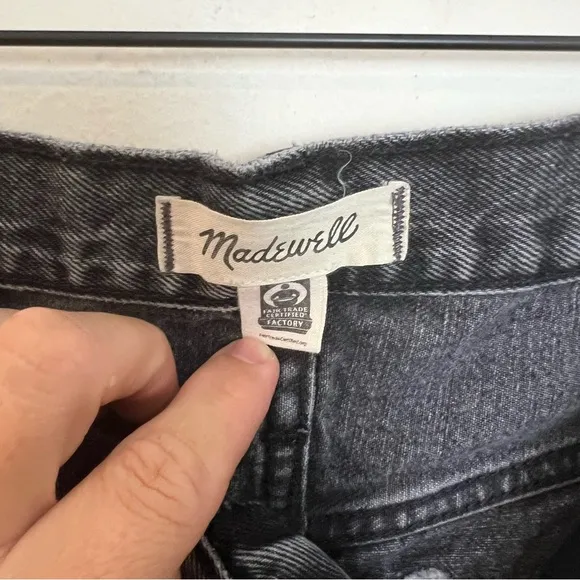 MADEWELL- Baggy Straight Jeans in Cavell Wash Ripped Edition Slouchy Denim