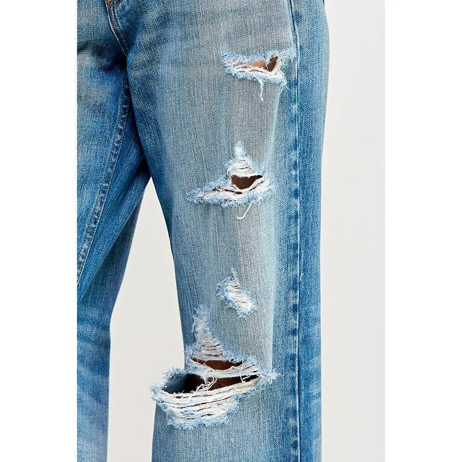 MID RISE WIDE STRAIGHT WITH DISTRESSING IN MEDIUM