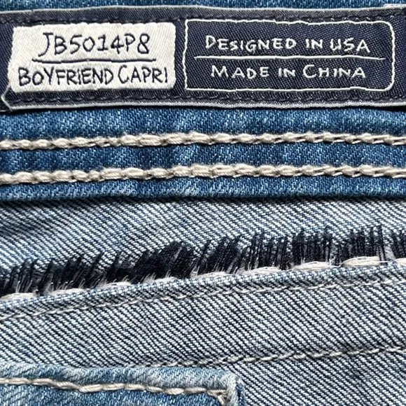 Miss Me Womens Boyfriend Capri Jeans Mid Rise Blue Denim JB5014P8 Size 25