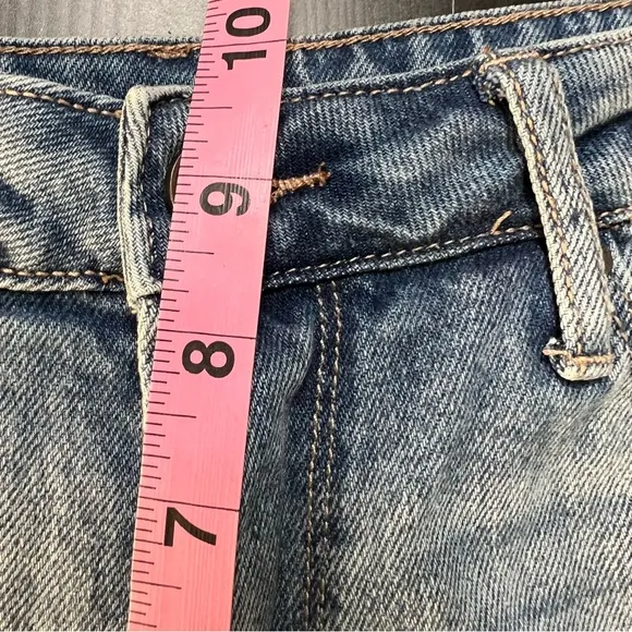 NWT ARTICLES OF SOCIETY MEDIUM WASH RENE STRAIGHT LEG JEANS SIZE 28
