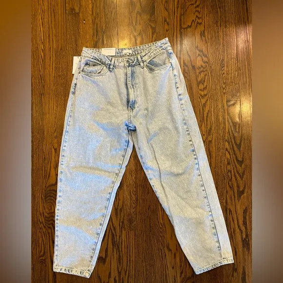 NWT WeWoreWhat Women's‎ Dani Boyfriend Jeans Size 31