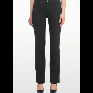 NYDJ Black Marilyn HighRise Straight Leg Jeans NWT