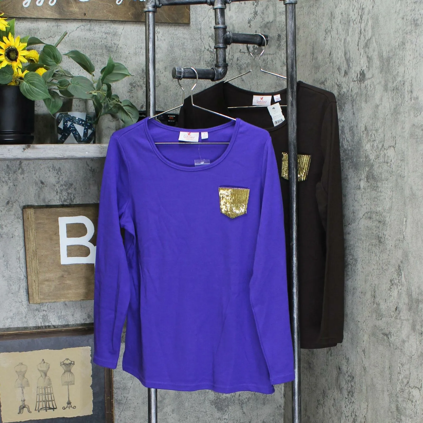Quacker Factory Women's Set Of Two Knit Tops With Gold Pockets