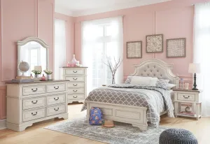 Realyn - Bed