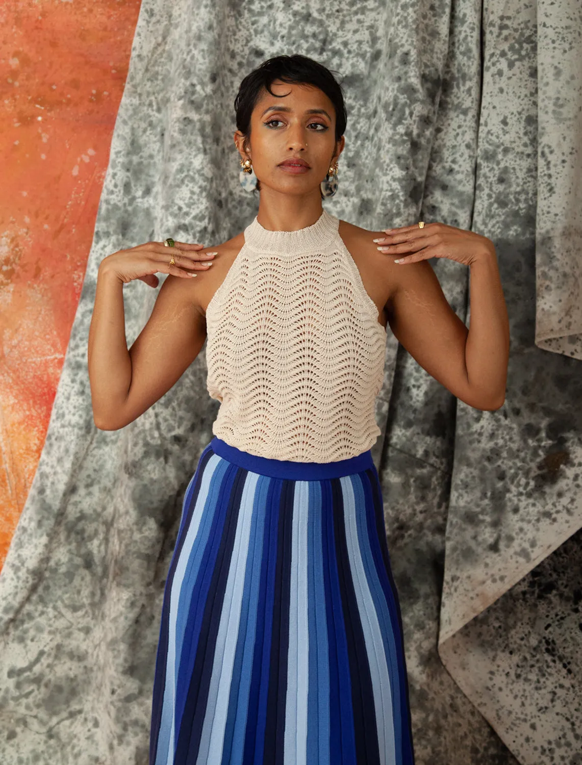 SHESHE HALTER TOP