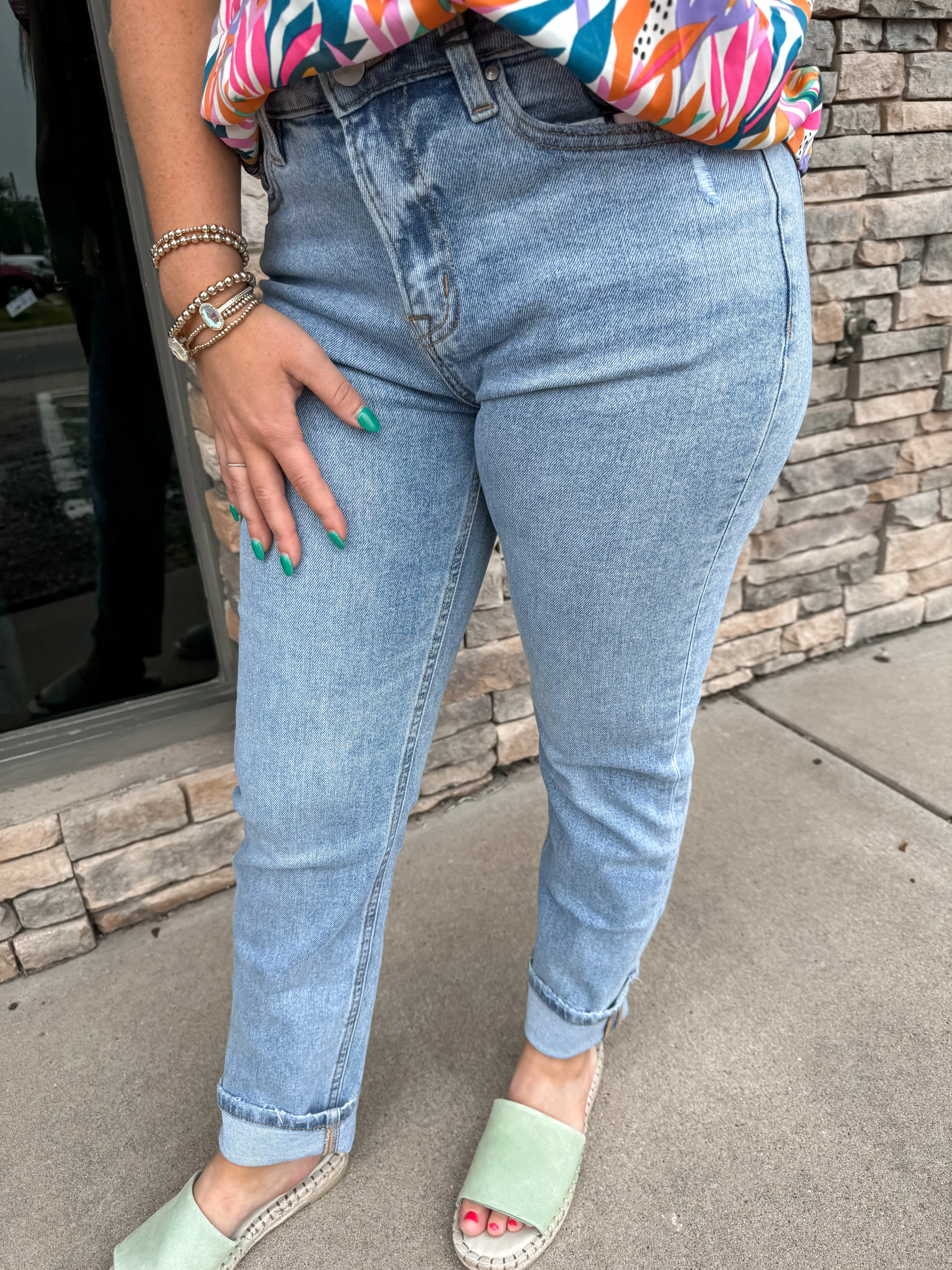 Sky High Rise Straight Leg Jean