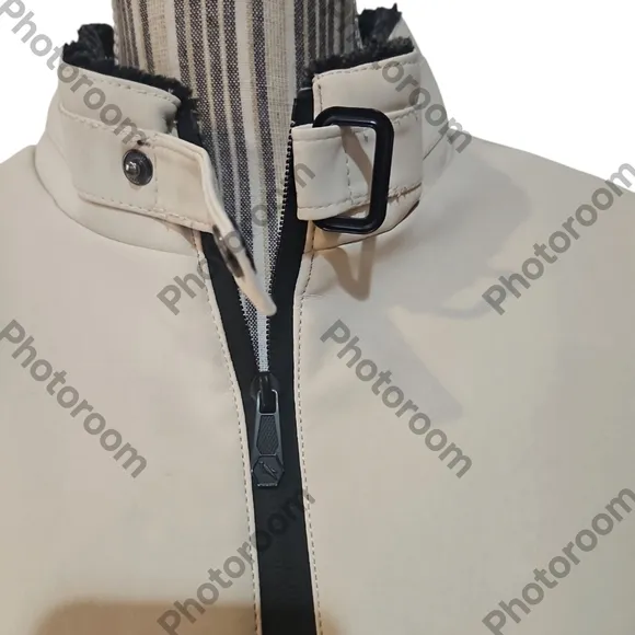 Stone Falcon Unisex Stand Collar Zip-Up Jacket in Cream /White Size M