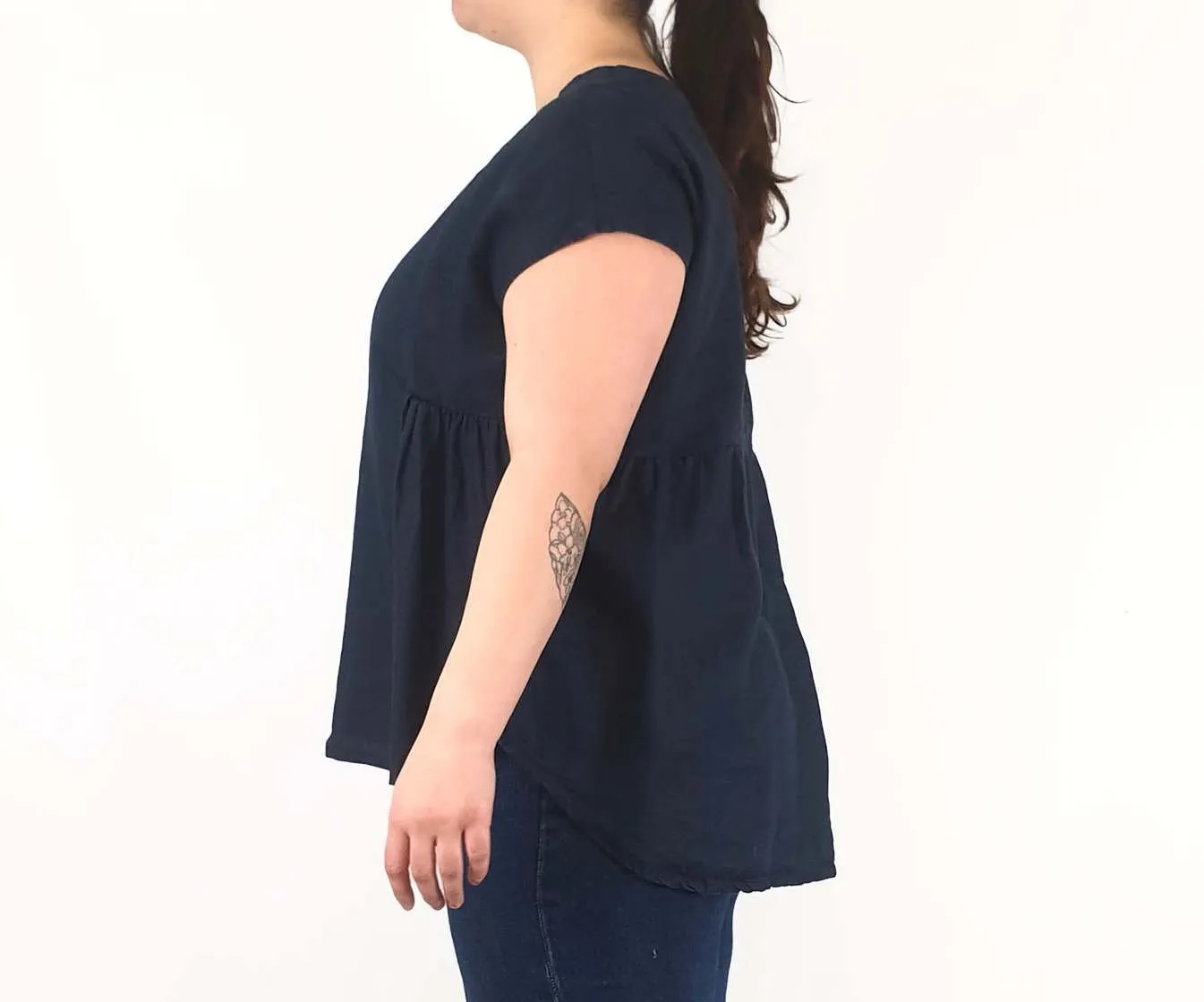 Tirelli navy top size L