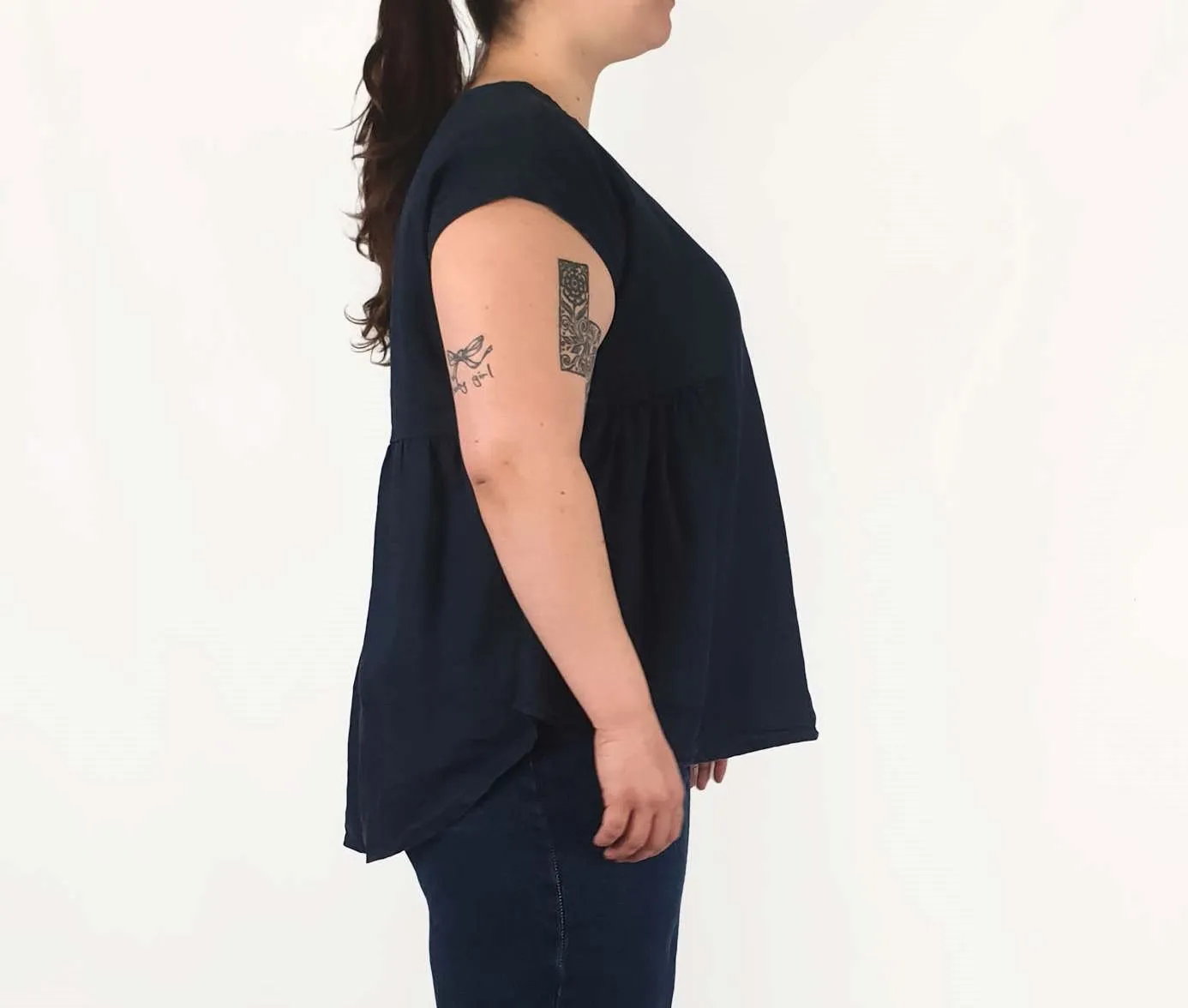 Tirelli navy top size L