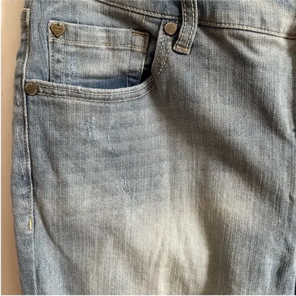 Torrid Boyfriend Straight Vintage Mid-Rise jeans blue denim distressed stretch