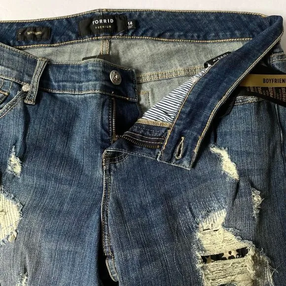 Torrid Premium Jeans 14 Blue Med Wash Boyfriend Distressed American Dreamer NWT