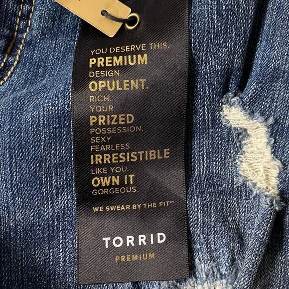 Torrid Premium Jeans 14 Blue Med Wash Boyfriend Distressed American Dreamer NWT