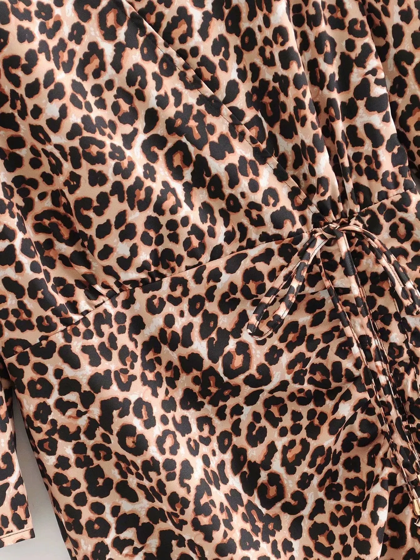V-neck Leopard Pleated Slit Drawstring Midi Dresses