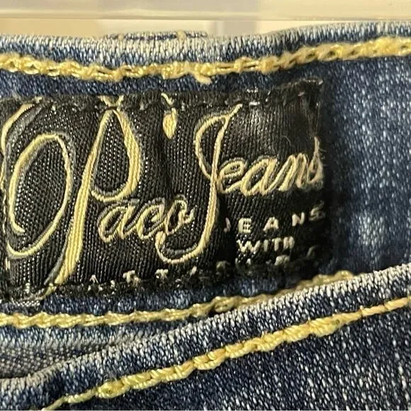 Vintage Paco “Hot Love” High Rise Embroidered, Relaxed Straight Leg Jeans, 18