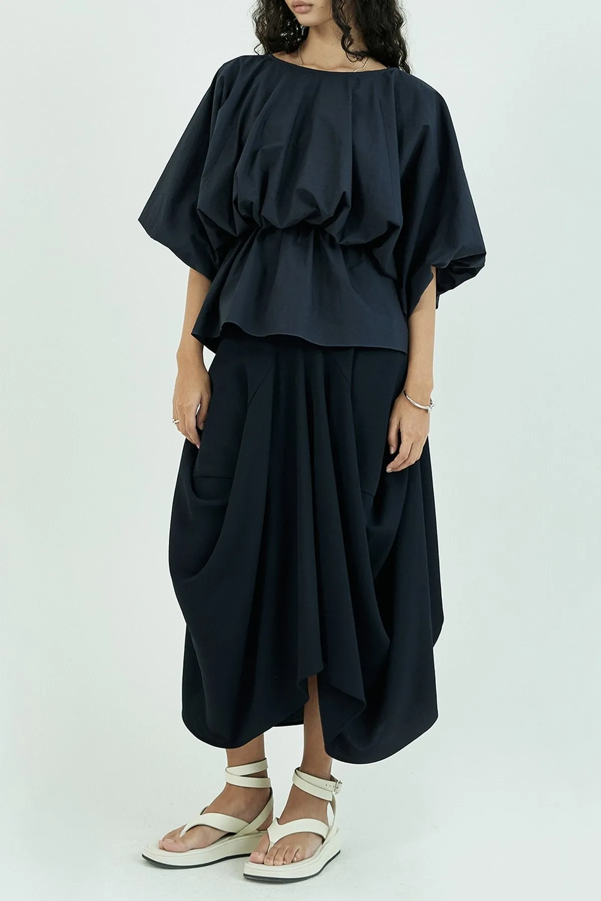 Voluminous Shape Cotton Poplin Top in Navy