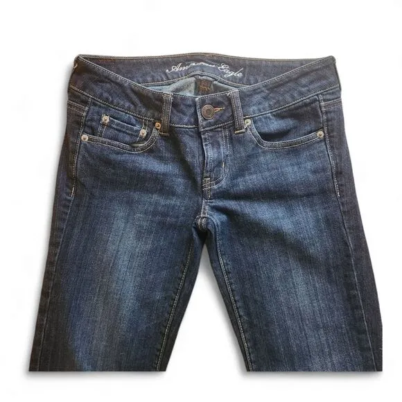 Y2K American Eagle low-rise favorite boyfriend jeans 2 short